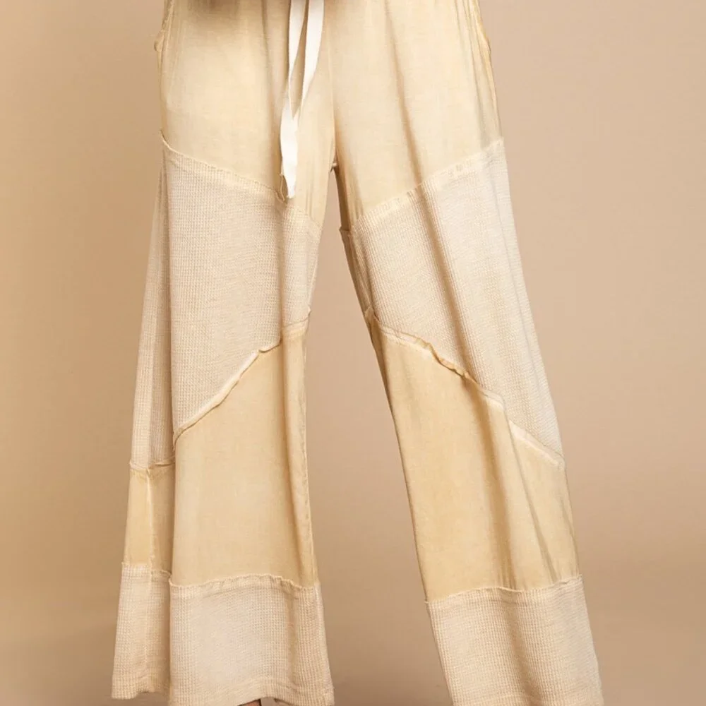 PP28 POL Black BETTY gray loose knit culotte pants featuring ribbed fabrication - Picture 3 of 4